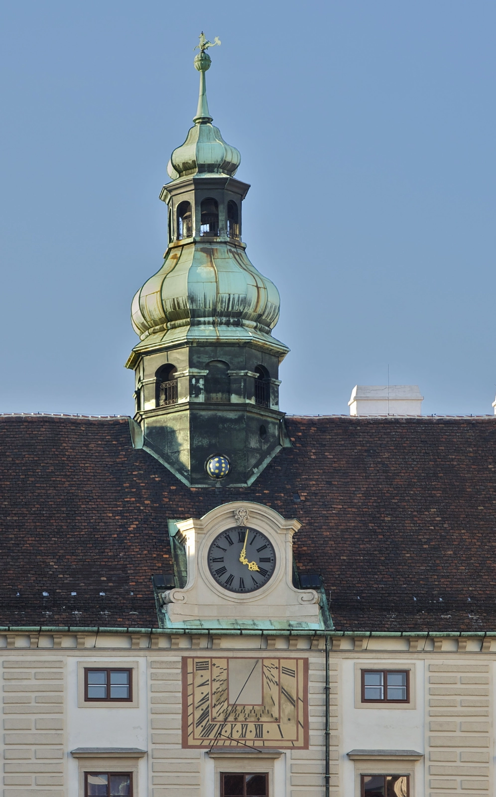Amalienburg_clock_tower