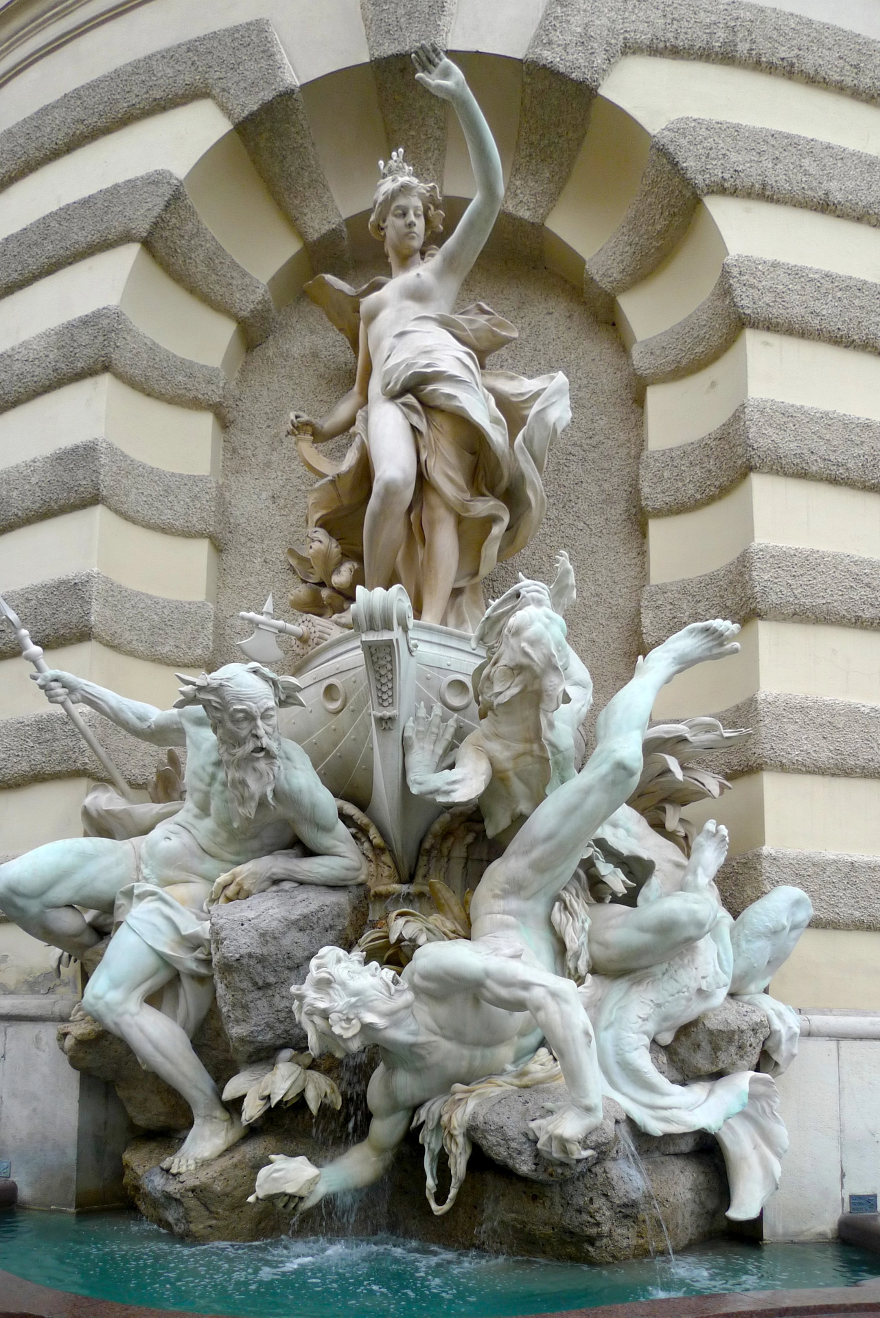 fontana-del-potere-del-mare